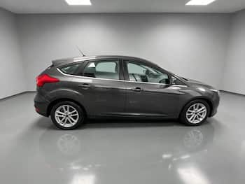Used Ford Focus 2016 for sale - 79668396: Photo