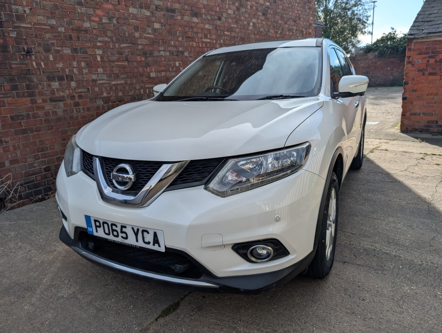 Used Nissan X-Trail 2015 for sale - 76380333: Photo 1
