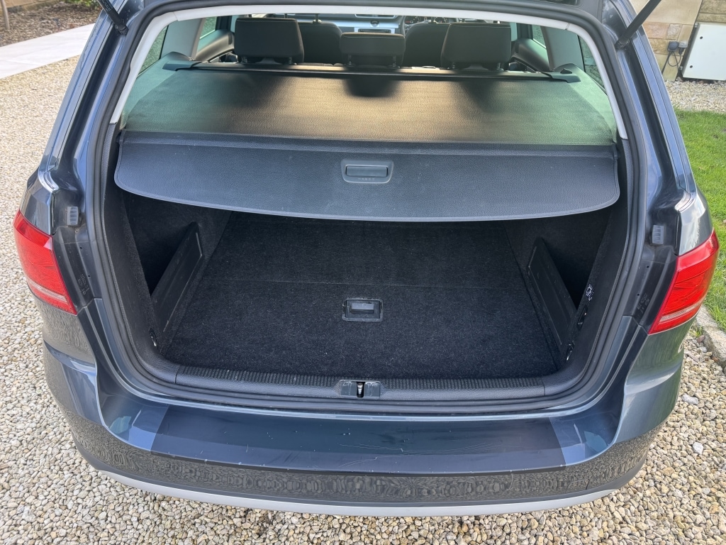 Used Volkswagen Passat 2012 for sale - 77046492: Photo 20