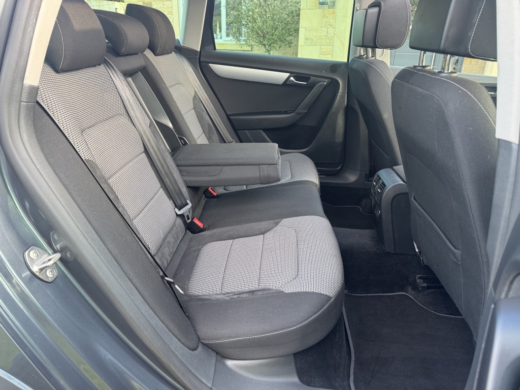 Used Volkswagen Passat 2012 for sale - 77046492: Photo 24