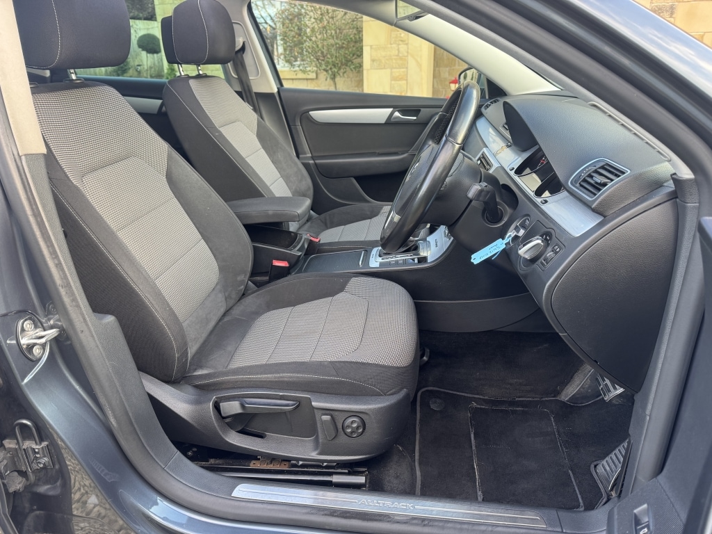 Used Volkswagen Passat 2012 for sale - 77046492: Photo 26