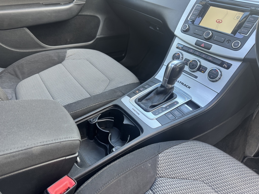 Used Volkswagen Passat 2012 for sale - 77046492: Photo 29