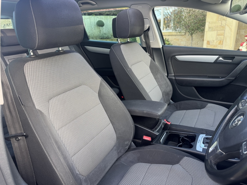 Used Volkswagen Passat 2012 for sale - 77046492: Photo 31