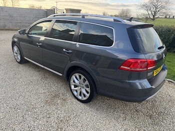 Used Volkswagen Passat 2012 for sale - 77046492: Photo