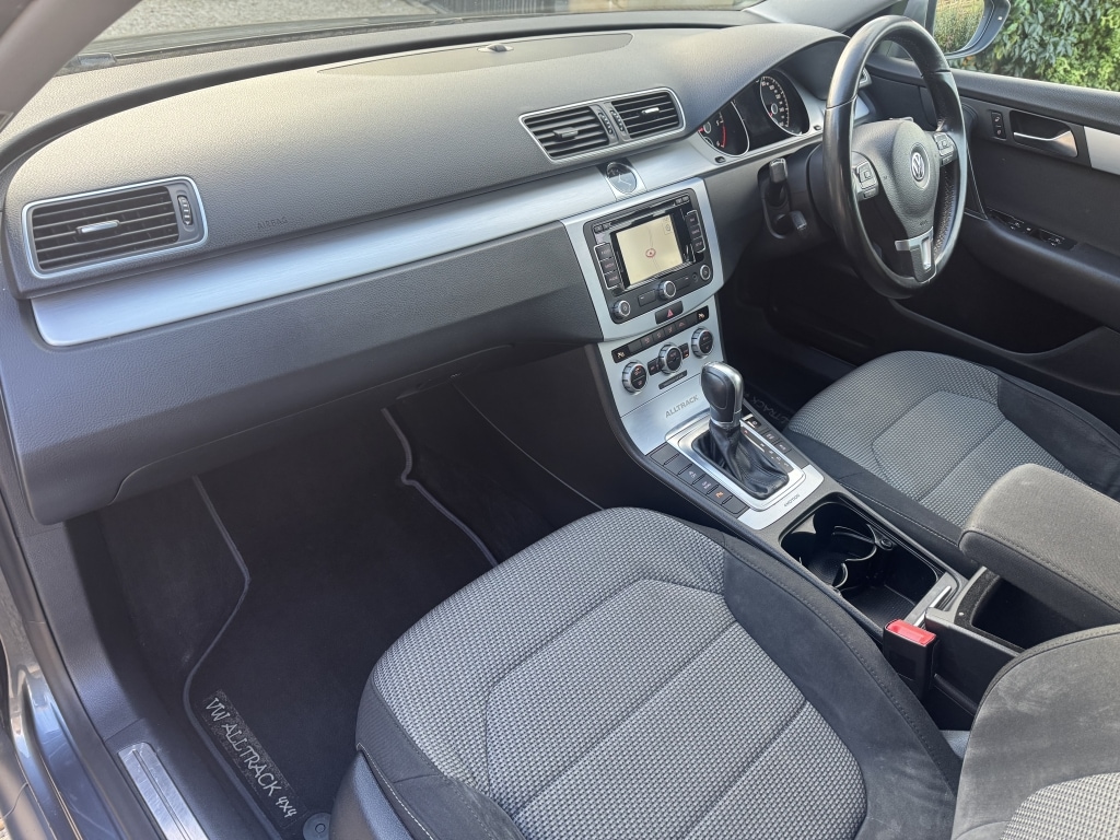 Used Volkswagen Passat 2012 for sale - 77046492: Photo 49