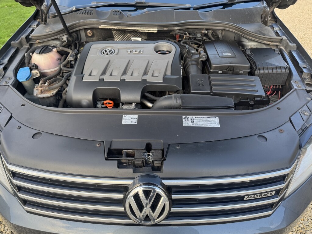 Used Volkswagen Passat 2012 for sale - 77046492: Photo 50
