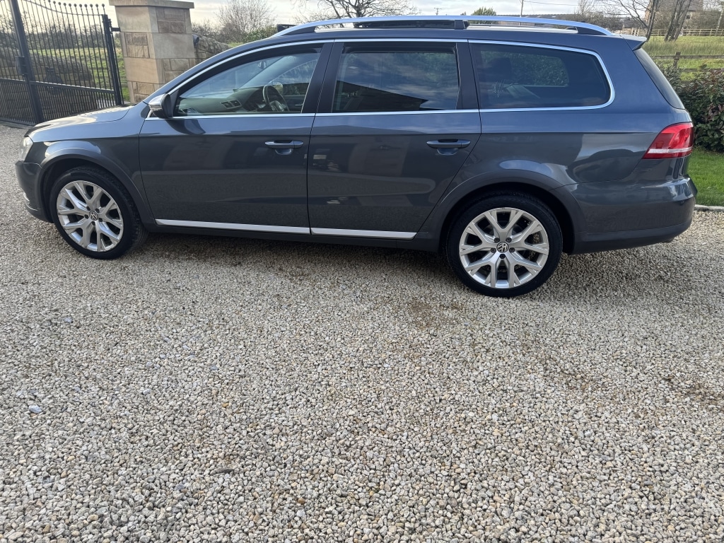 Used Volkswagen Passat 2012 for sale - 77046492: Photo 8