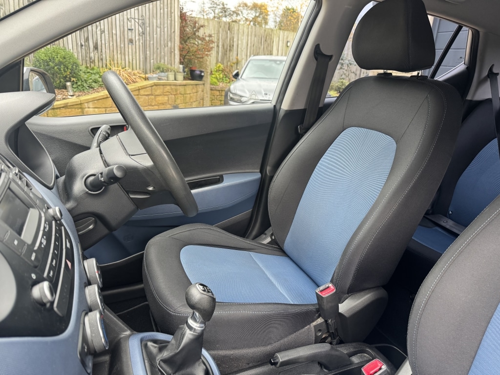 Used Hyundai i10 2014 for sale - 76483181: Photo 18