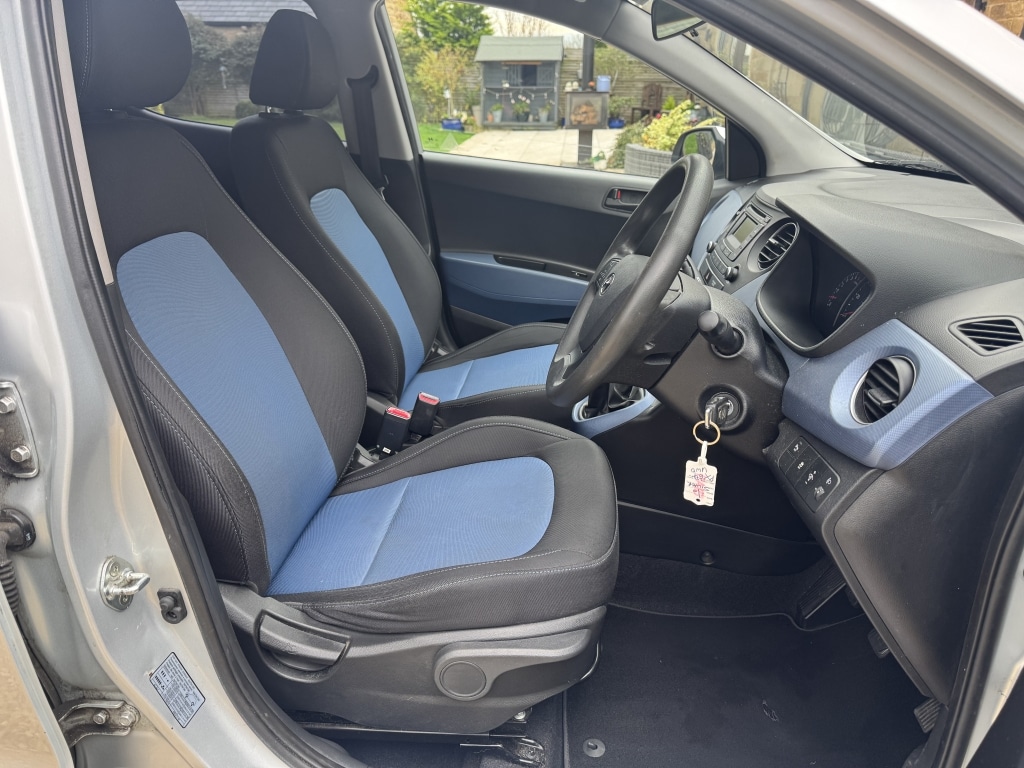 Used Hyundai i10 2014 for sale - 76483181: Photo 24