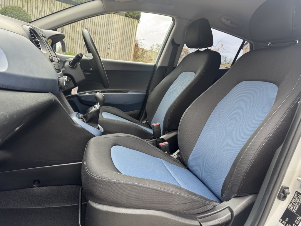 Used Hyundai i10 2014 for sale - 76483181: Photo 42