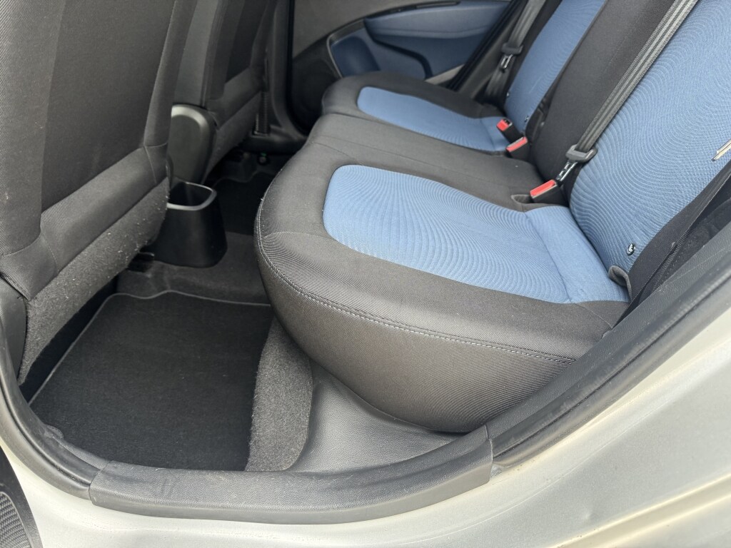 Used Hyundai i10 2014 for sale - 76483181: Photo 68