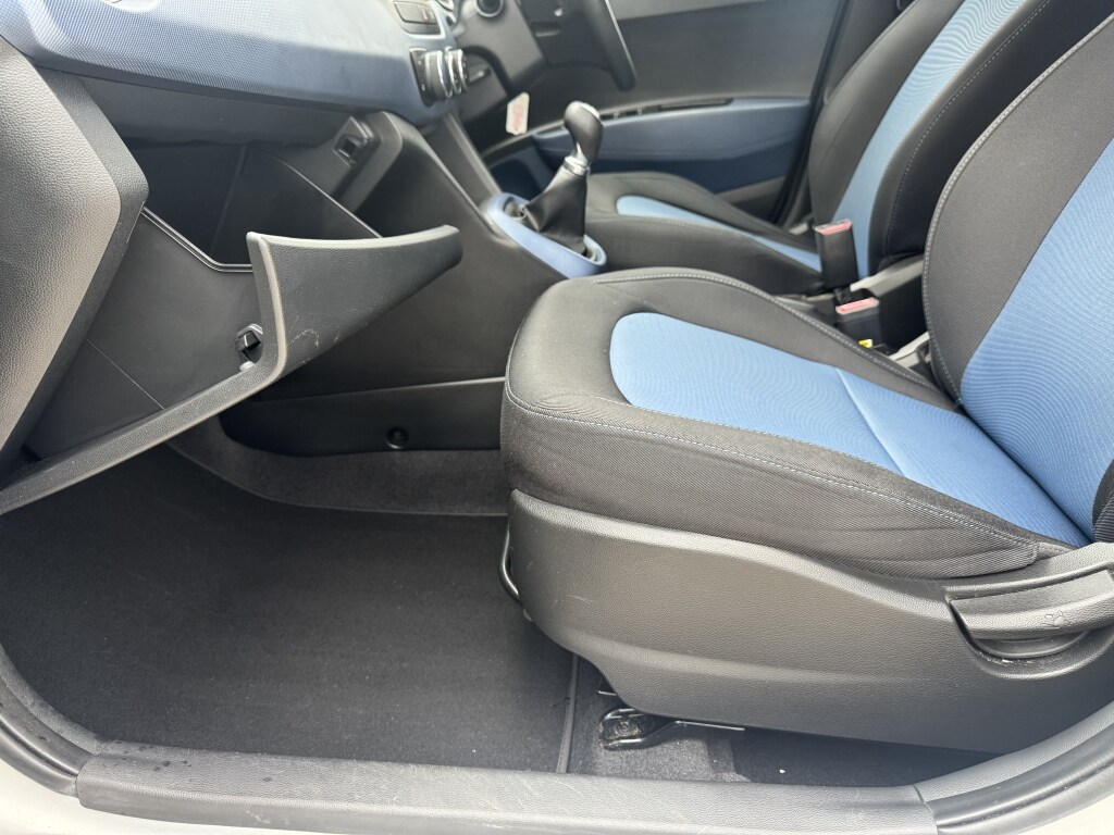 Used Hyundai i10 2014 for sale - 76483181: Photo 71