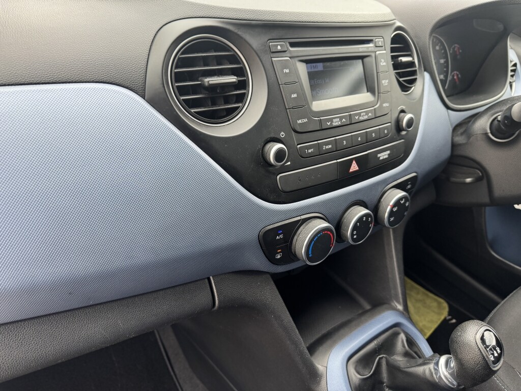 Used Hyundai i10 2014 for sale - 76483181: Photo 73