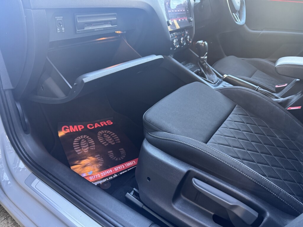 Used Skoda Octavia 2019 for sale - 76799568: Photo 32