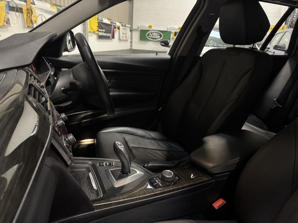 Used BMW 3 Series 2012 for sale - 76380370: Photo 13