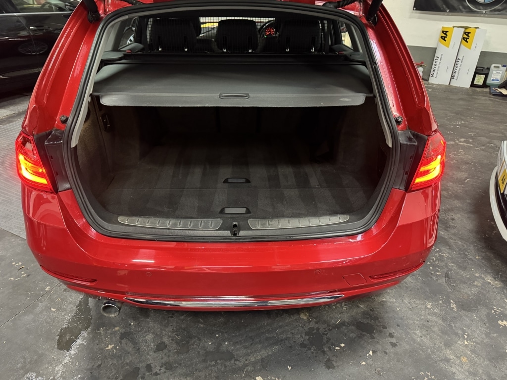 Used BMW 3 Series 2012 for sale - 76380370: Photo 21