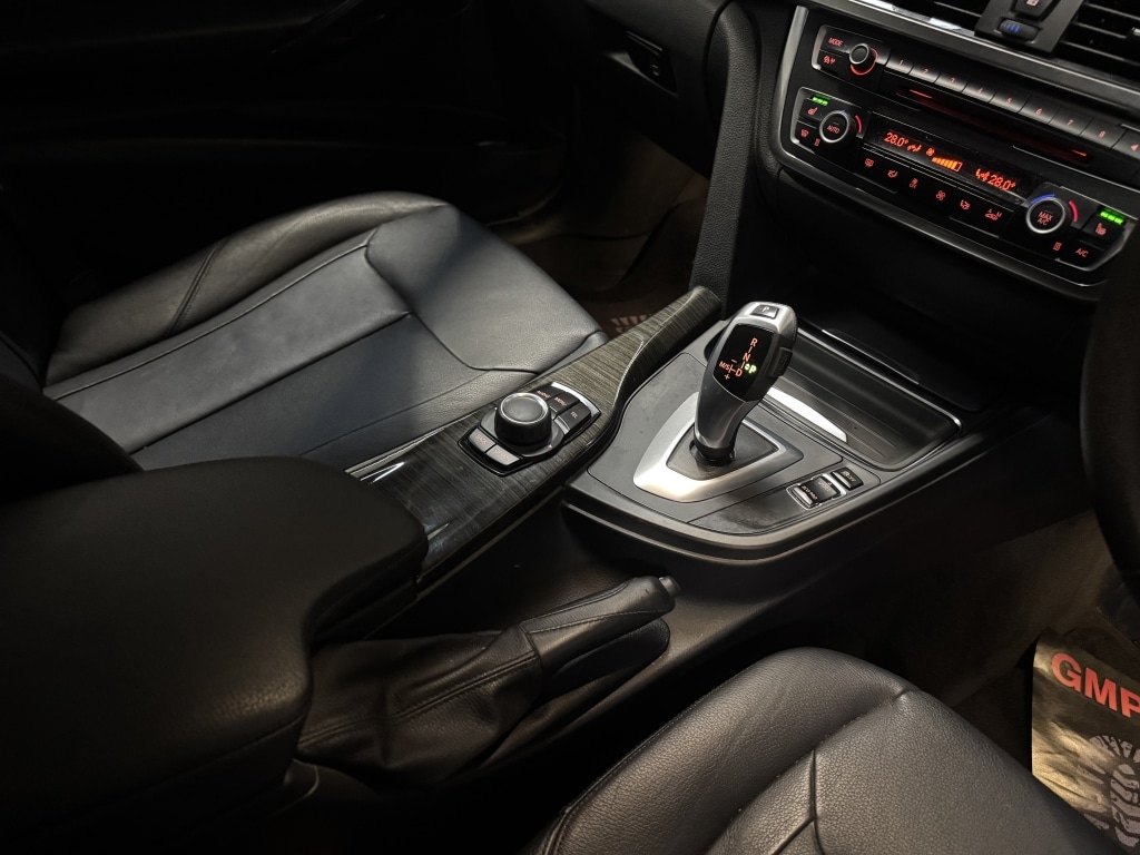 Used BMW 3 Series 2012 for sale - 76380370: Photo 32