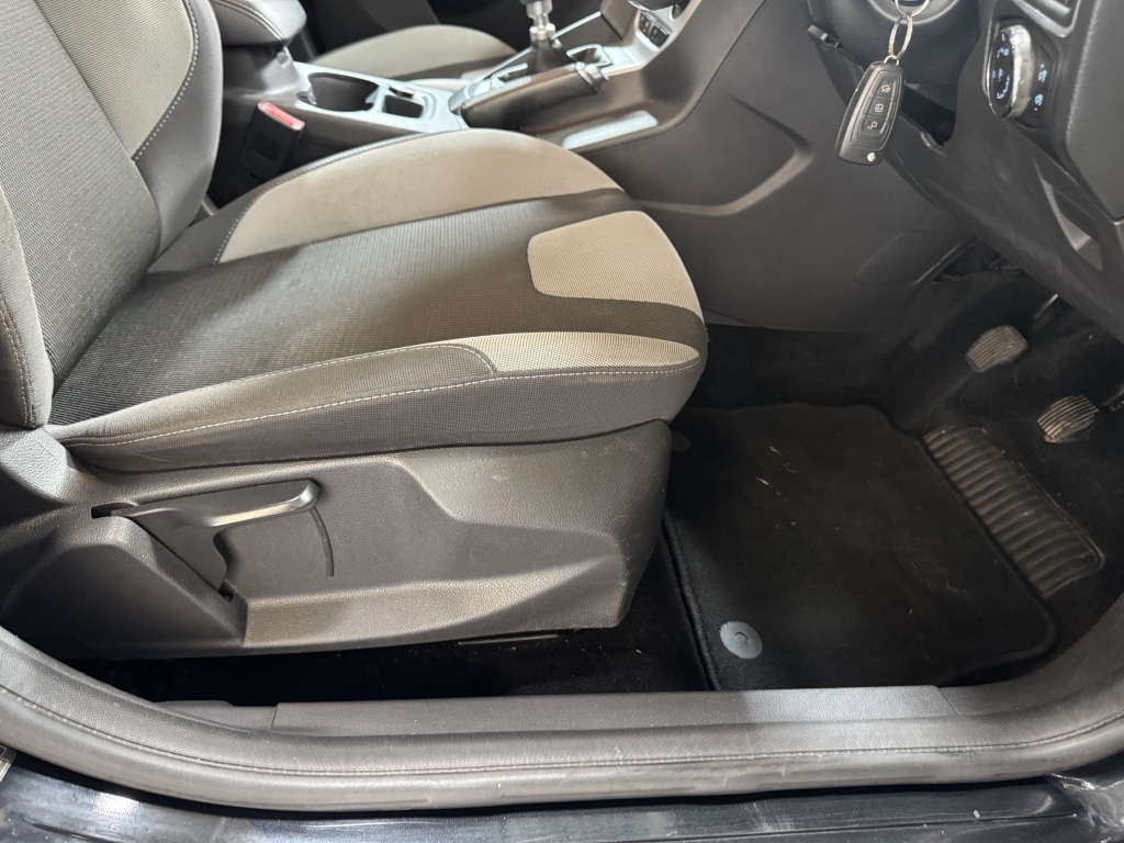 Used Ford Focus 2014 for sale - 78139197: Photo 24