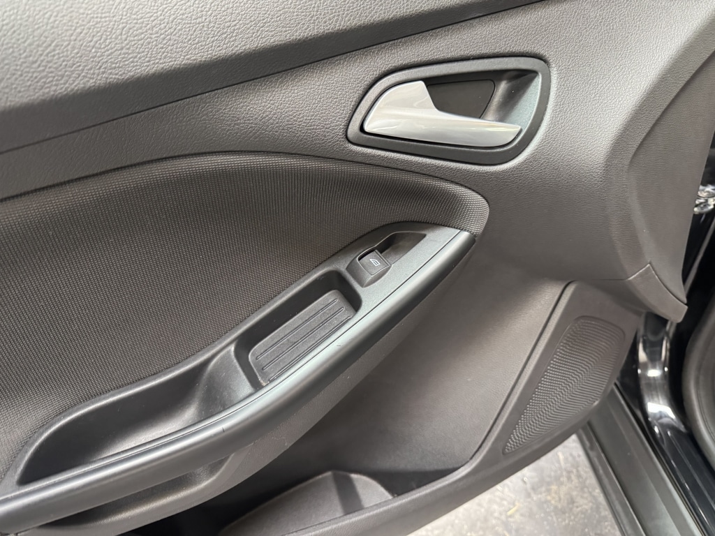 Used Ford Focus 2014 for sale - 78139197: Photo 42