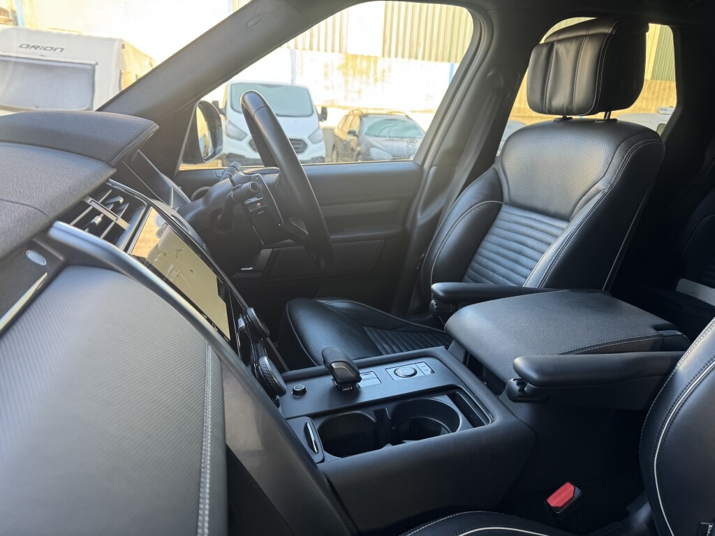 Used Land Rover Discovery 2023 for sale - 76631090: Photo 11