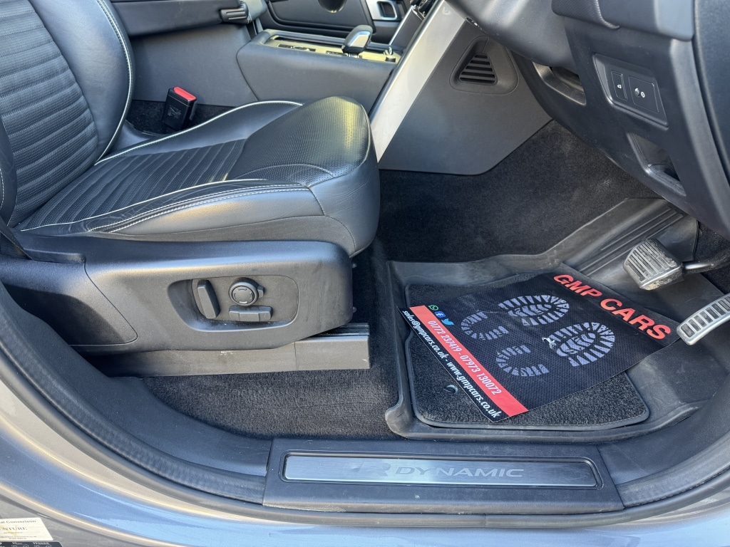 Used Land Rover Discovery 2023 for sale - 76631090: Photo 31