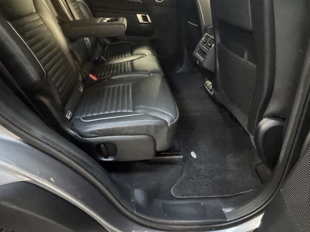 Used Land Rover Discovery 2023 for sale - 76631090: Photo 35