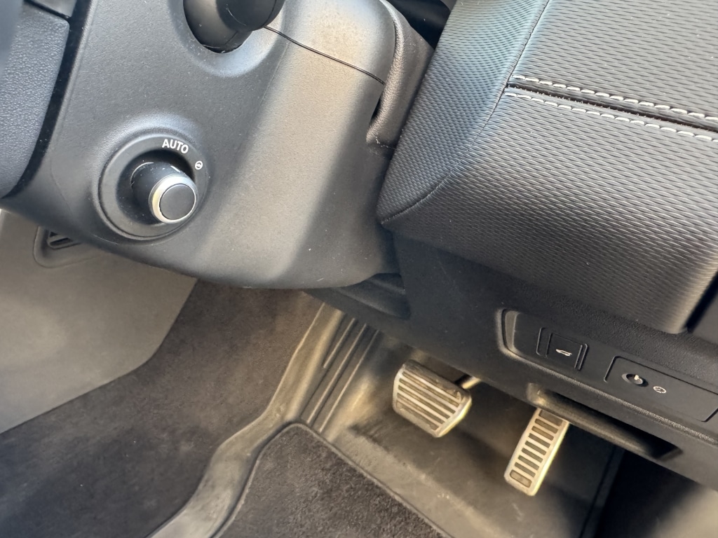 Used Land Rover Discovery 2023 for sale - 76631090: Photo 47