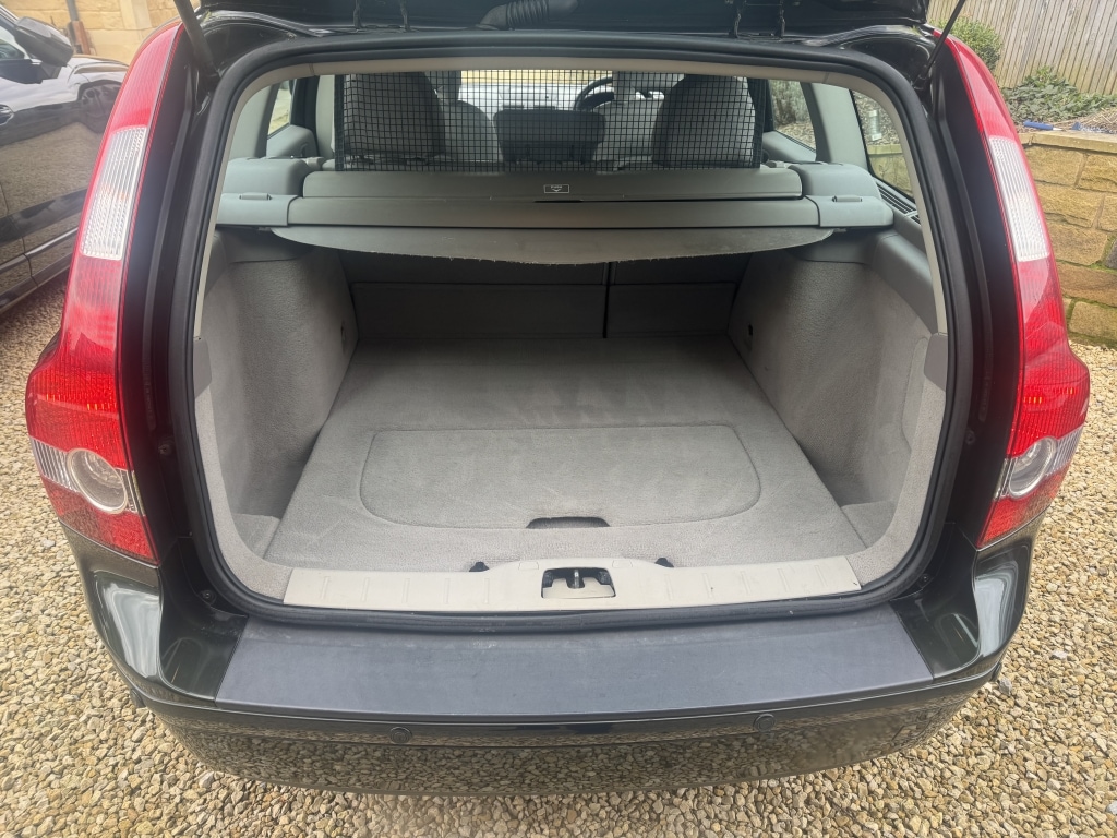 Used Volvo V50 2005 for sale - 77606254: Photo 14