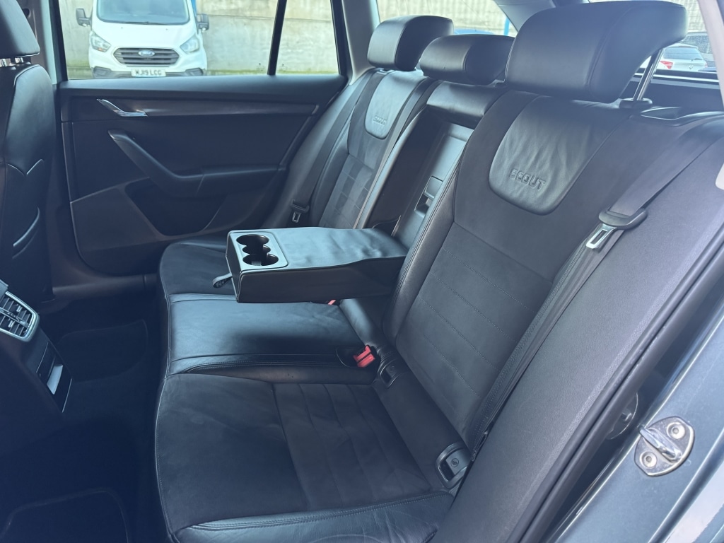 Used Skoda Octavia 2015 for sale - 76918094: Photo 18