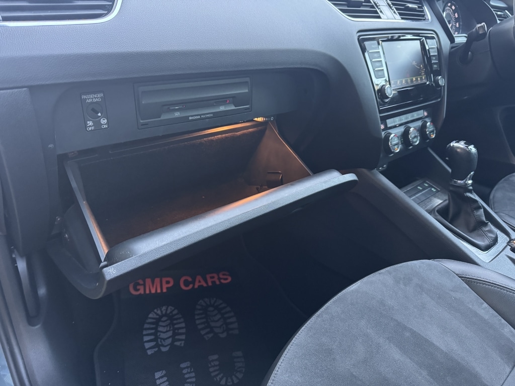 Used Skoda Octavia 2015 for sale - 76918094: Photo 41