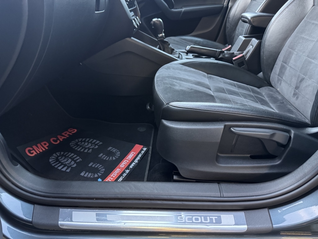 Used Skoda Octavia 2015 for sale - 76918094: Photo 42