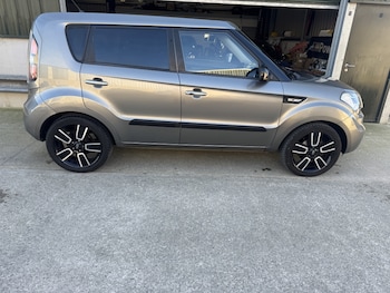 Used Kia Soul 2011 for sale - 76631087: Photo