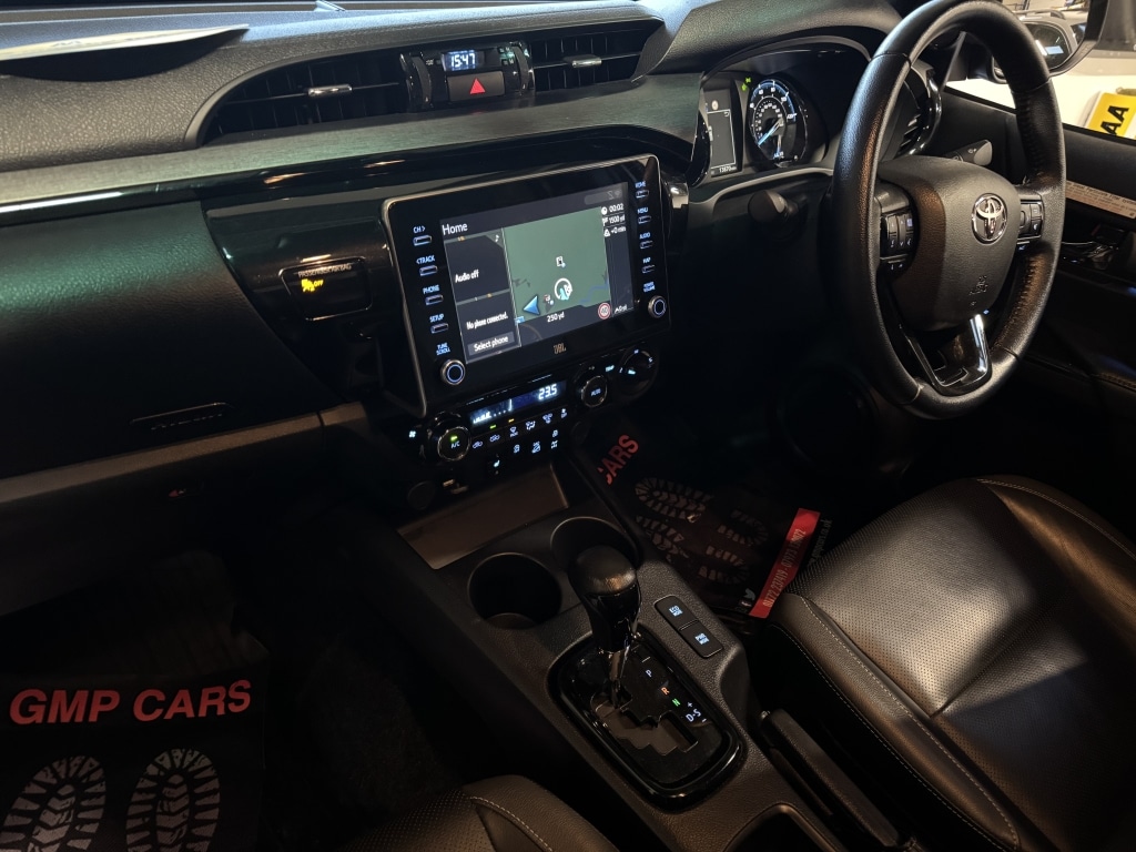 Used Toyota Hilux 2021 for sale - 76918095: Photo 11