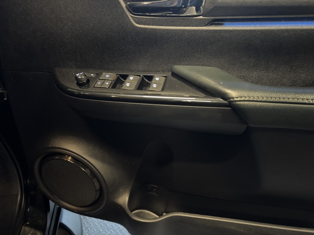 Used Toyota Hilux 2021 for sale - 76918095: Photo 23