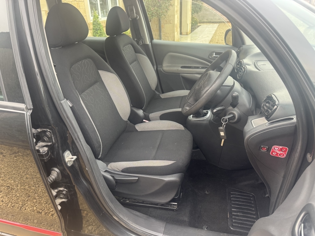 Used Citroen C3 Picasso 2011 for sale - 76548035: Photo 19