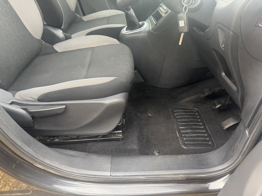 Used Citroen C3 Picasso 2011 for sale - 76548035: Photo 24