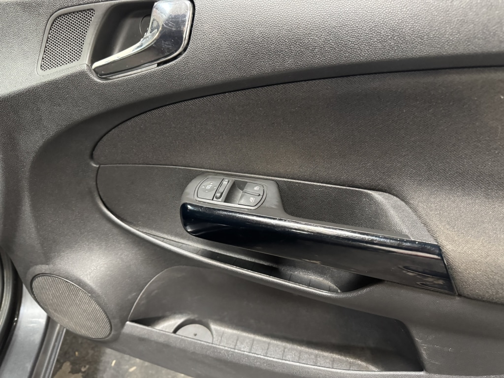 Used Vauxhall Corsa 2012 for sale - 78139198: Photo 26