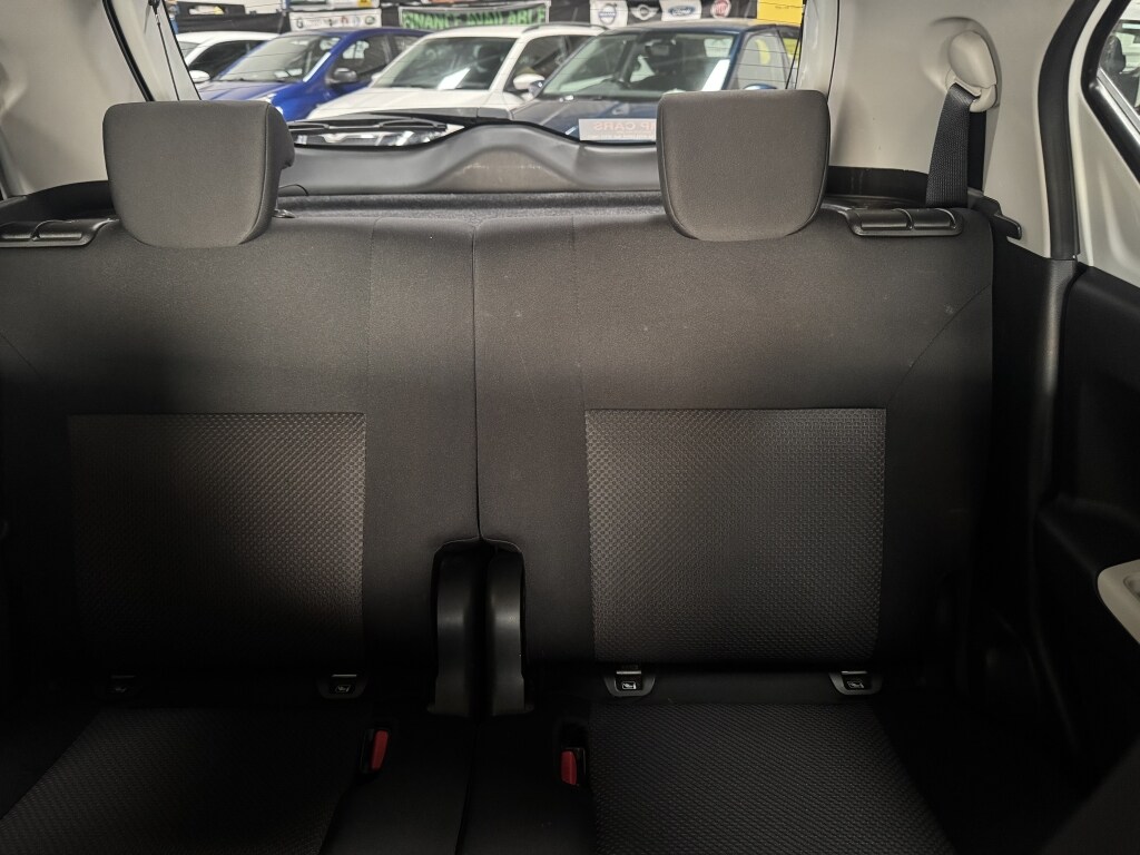 Used Suzuki Ignis 2017 for sale - 76518666: Photo 99