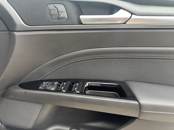 Used Ford Mondeo 2018 for sale - 76312198: Photo 26