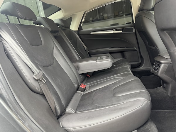 Used Ford Mondeo 2018 for sale - 76312198: Photo 32