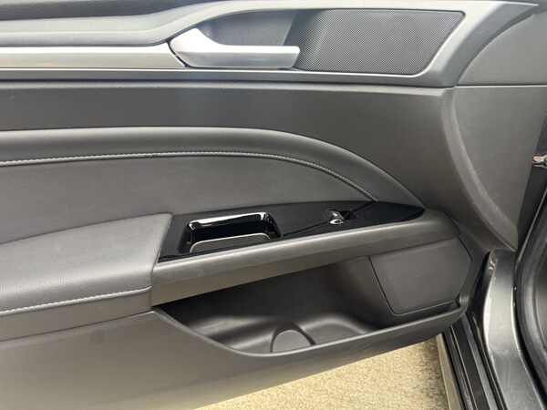 Used Ford Mondeo 2018 for sale - 76312198: Photo 38