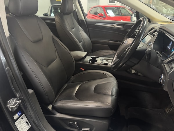 Used Ford Mondeo 2018 for sale - 76312198: Photo 54