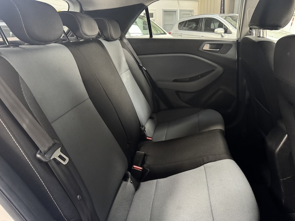 Used Hyundai i20 2016 for sale - 74190667: Photo 10
