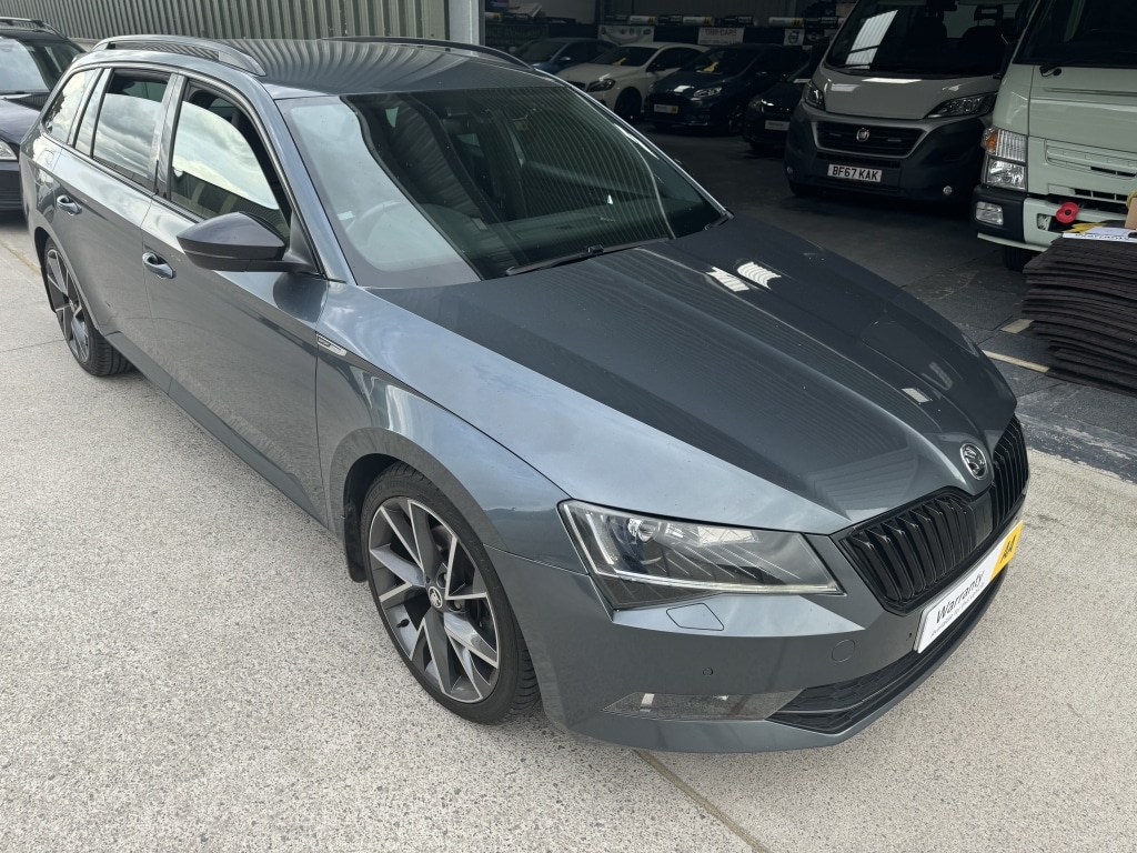 Used Skoda Superb 2017 for sale - 76687517: Photo 1
