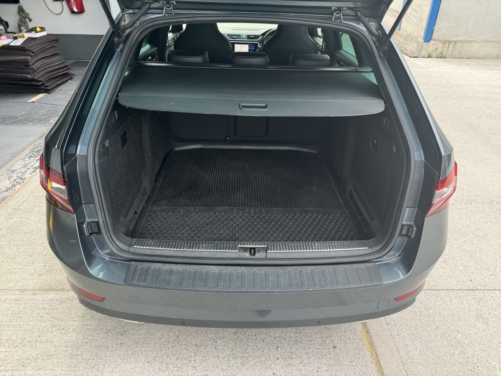 Used Skoda Superb 2017 for sale - 76687517: Photo 21