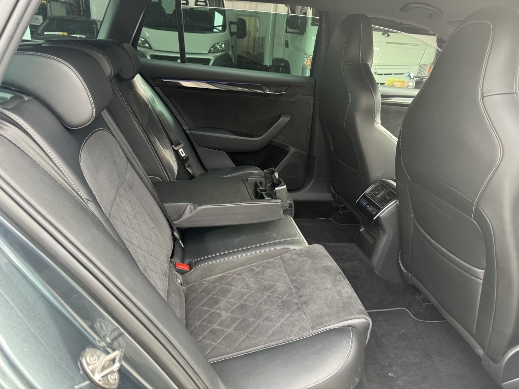 Used Skoda Superb 2017 for sale - 76687517: Photo 29