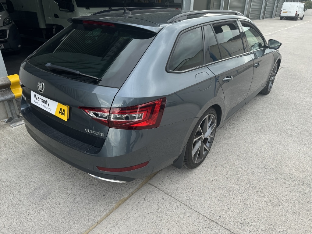 Used Skoda Superb 2017 for sale - 76687517: Photo 3