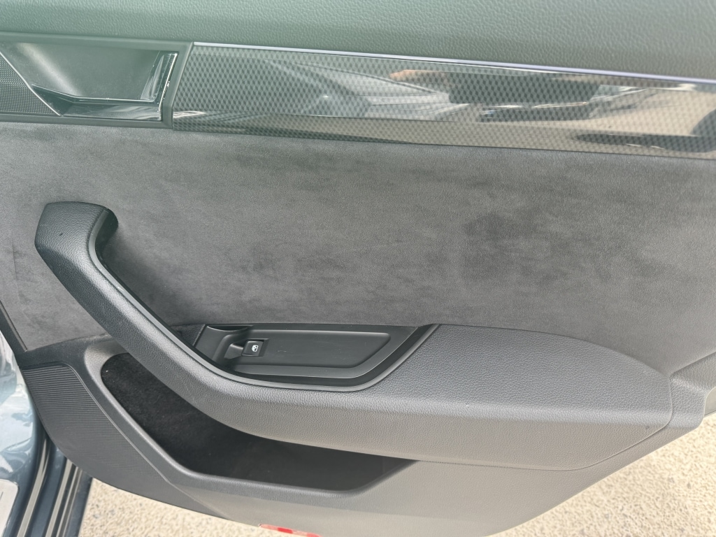 Used Skoda Superb 2017 for sale - 76687517: Photo 30