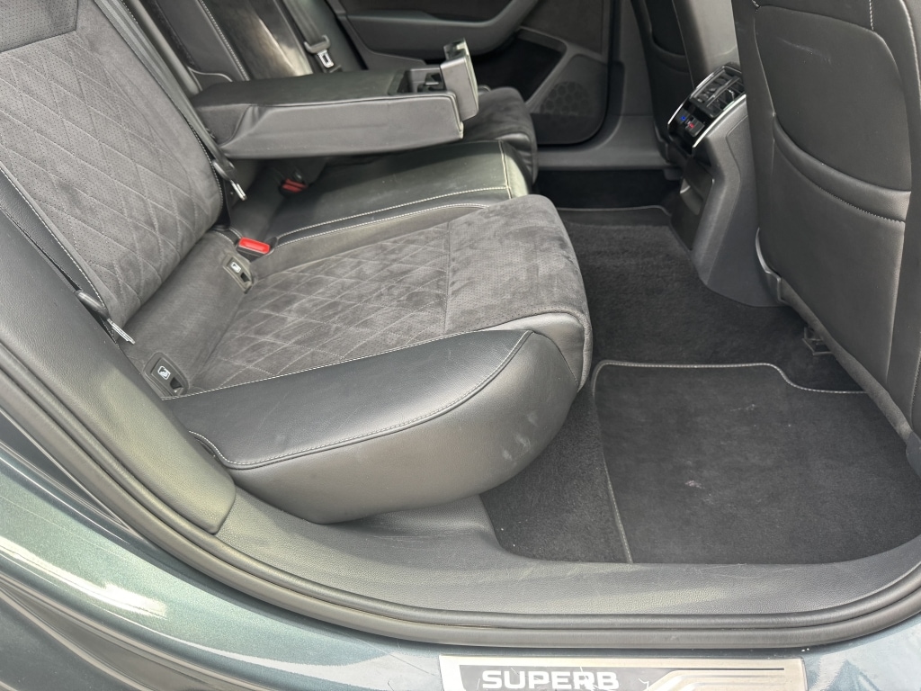 Used Skoda Superb 2017 for sale - 76687517: Photo 31