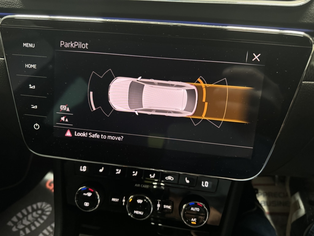 Used Skoda Superb 2017 for sale - 76687517: Photo 43